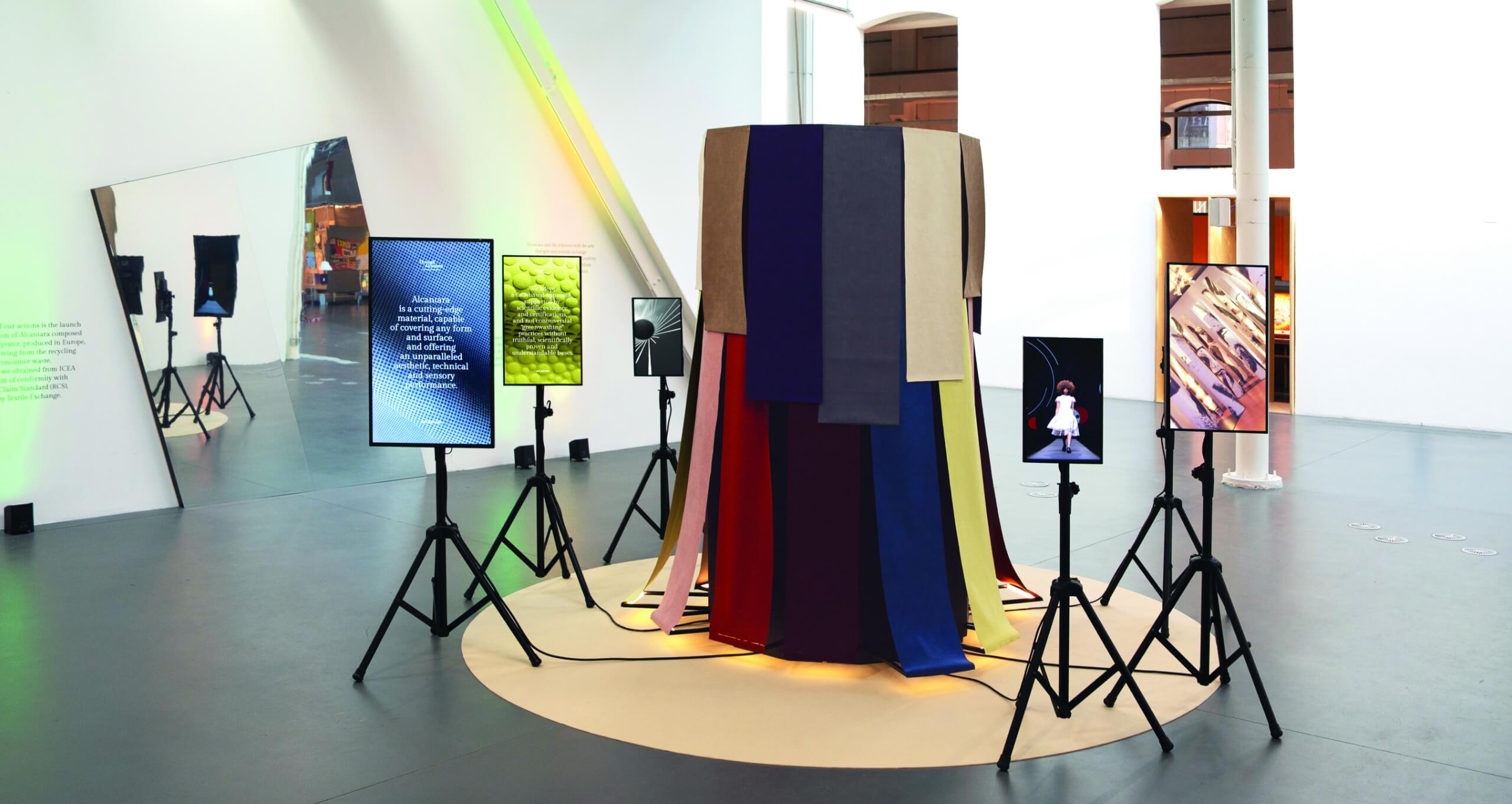 Alcantara partecipa alla Milano Design Week 2023 con un’installazione immersiva firmata Melismelis
