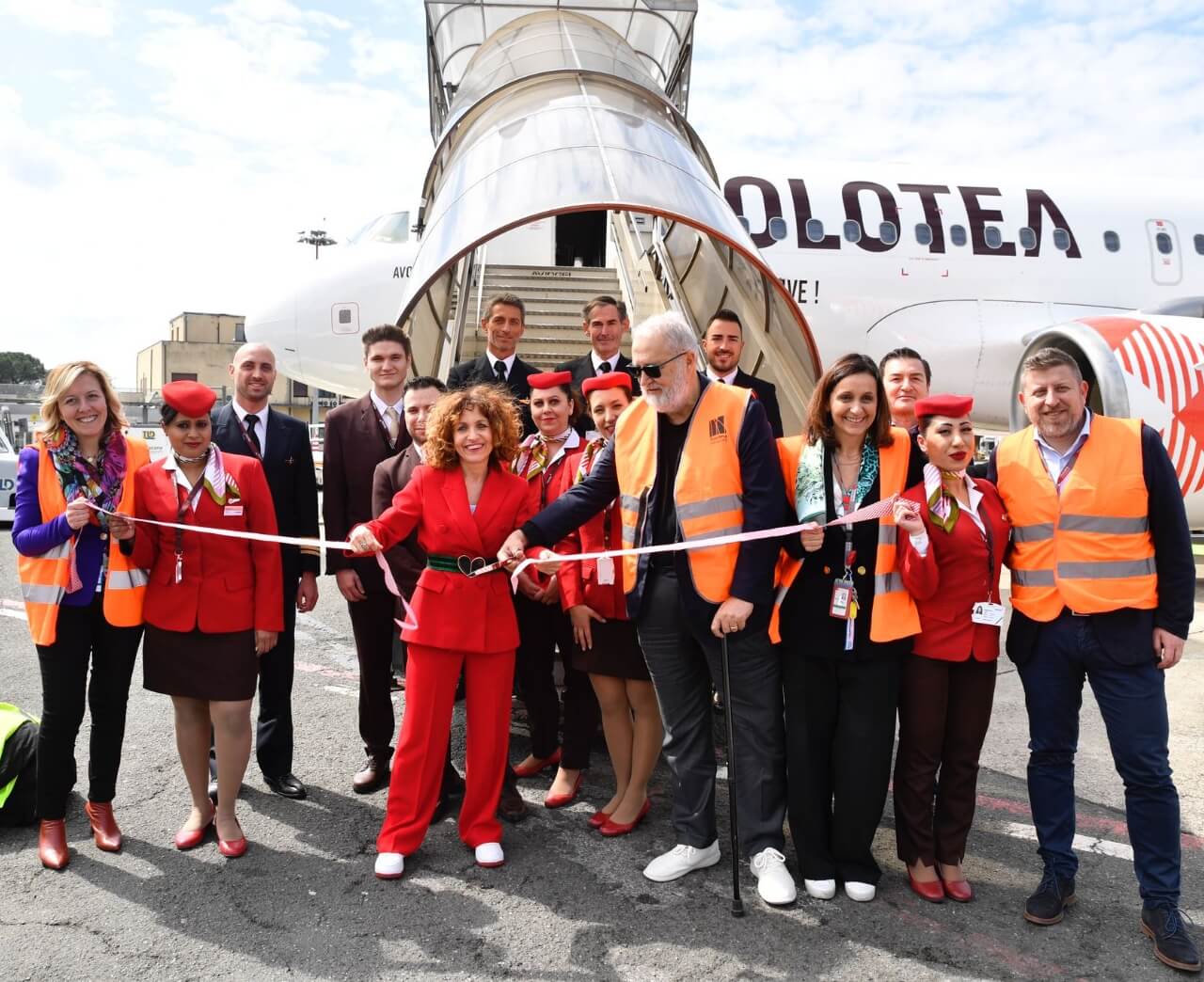 Una rotta non convenzionale per Volotea - La sfida: massimizzare la presenza sui media