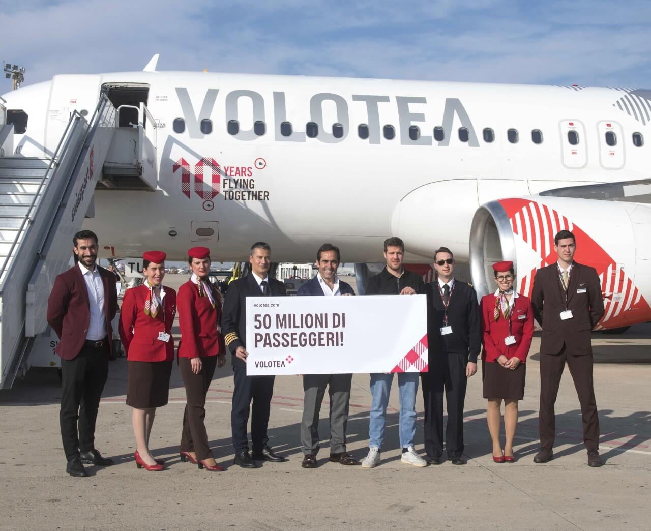 Una rotta non convenzionale per Volotea - L’idea, puntare sui media locali